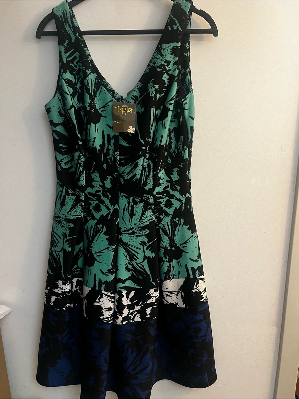TODAY ONLY !!!! Taylor Dresses Teal, Black & Navy Floral V‑Neck Midi Dress